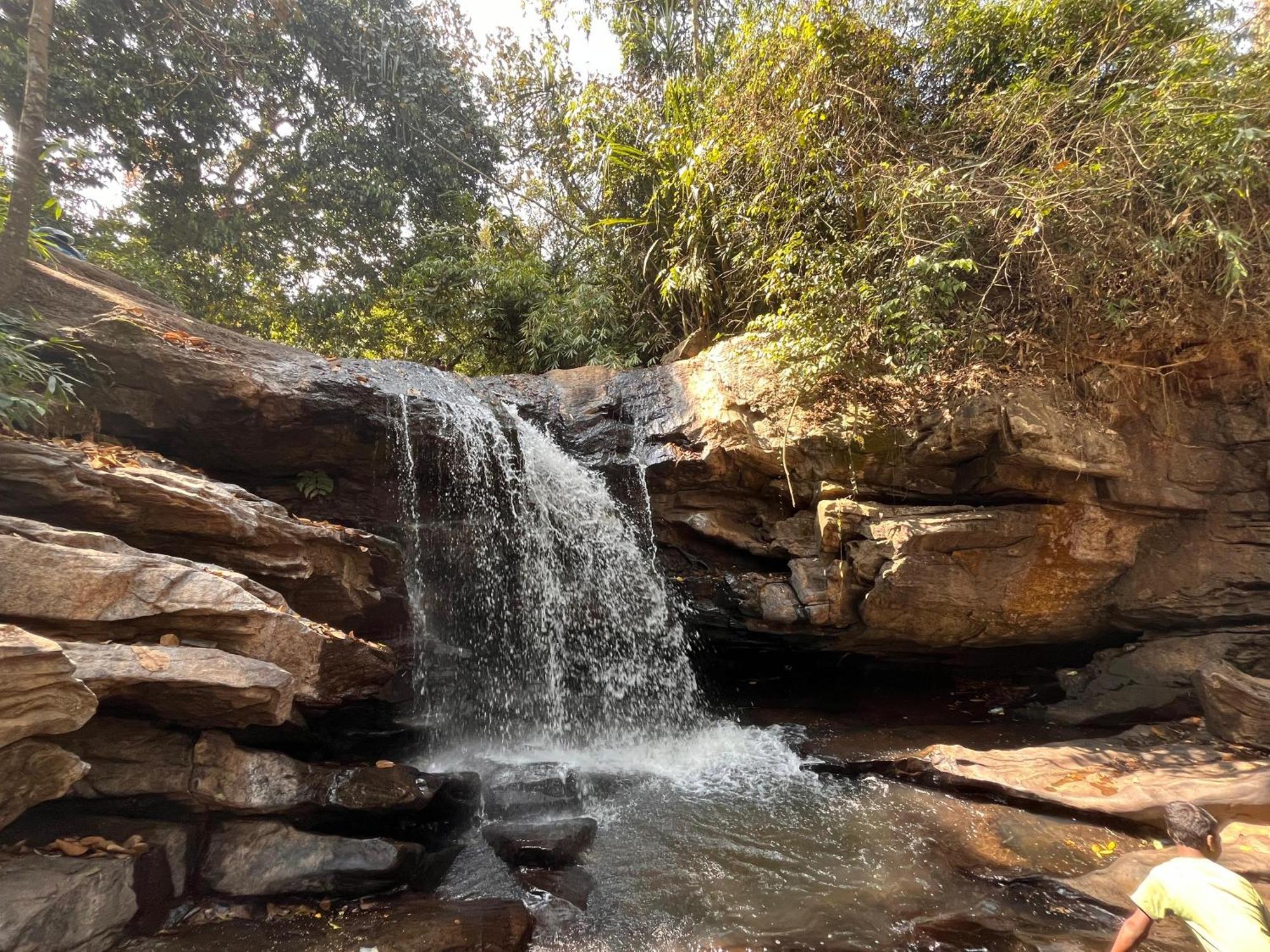 Hombaale * Sakleshpur